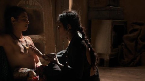 Radhika Apte - Sexy Scenes in Parched (2015)