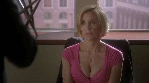 Felicity Huffman - Sexy Scenes in Desperate Housewives s06e04 (2009)