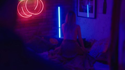 Genevieve DeGraves - Sexy Scenes in Slasher s03e02 (2019)
