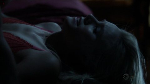 Kristen Bell - Sexy Scenes in House of Lies s01e08 (2012)