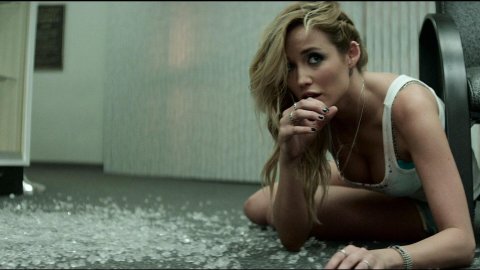 Sarah Dumont, Halston Sage - Sexy Scenes in Scouts Guide to the Zombie Apocalypse (2015)